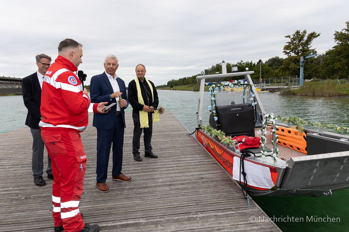 Vier neue Rettungsboote für die Münchner BRK Wasserwachten
