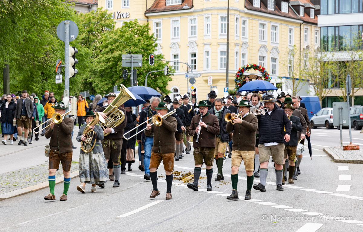Frühlingsfest München 2023 O’zapft is!