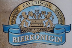 Sarah-Jaeger-aus-der-Oberpfalz-ist-die-neue-Bayerische-Bierkoenigin-2021-22-3-von-30