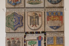 Staedtepartnerschaft-mit-Beer-Sheva-Stadtwappen-enthuellt-17-von-30