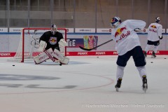 EHC-Red-Bull-Training-11-von-25