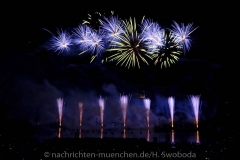 D180707-225120.590-100-Sommernachtstraum-Feuerwerk