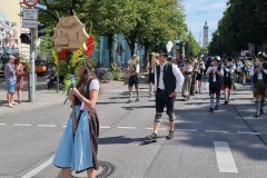 Gaertnerjahrtag-2022-Festumzug-in-Muenchen-55-von-70