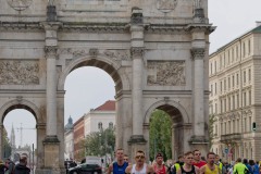 Generali-Muenchen-Marathon-2022-16-von-137