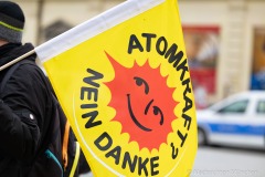 Greenpeace-und-BUND-Naturschutz-feiern-Atomausstieg-in-Muenchen-2-von-30