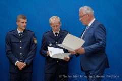 Herrmann-ehrt-29-erfolgreiche-Sportlerinnen-und-Sportler-der-Bayerischen-Polizei-23-von-38