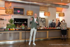 Corona-Holetschek-und-Inselkammer-eroeffnen-Hotellerie-18-von-53