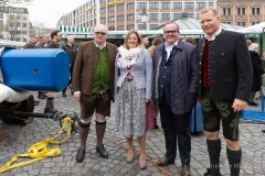Maibaum-aufstellen-auf-dem-Viktualienmarkt-38-von-127