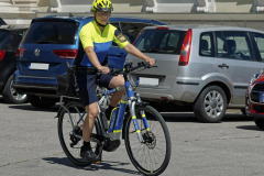 Neue-Radl-Uniform-fuer-die-Bayerische-Polizei_-4