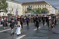 Wiesn Trachtenumzug 2018 1280