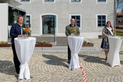 Wirtschaftsminister-Hubert-Aiwanger-sticht-ersten-Spargel-in-Schrobenhausen-14-von-44