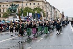 Das-war-der-Trachten-und-Schuetzenzug-2022-46-von-303