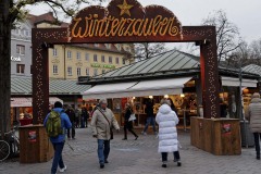 Winterzauber-auf-Viktualienmarkt-001