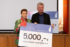 Wiesnwirtestiftung-hilft-mit-fast-100.000-Euro-31-von-39