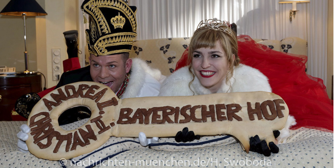 Narrhalla Prinzenpaar 2016 - Einzug in die Prinzenresidenz im Ho