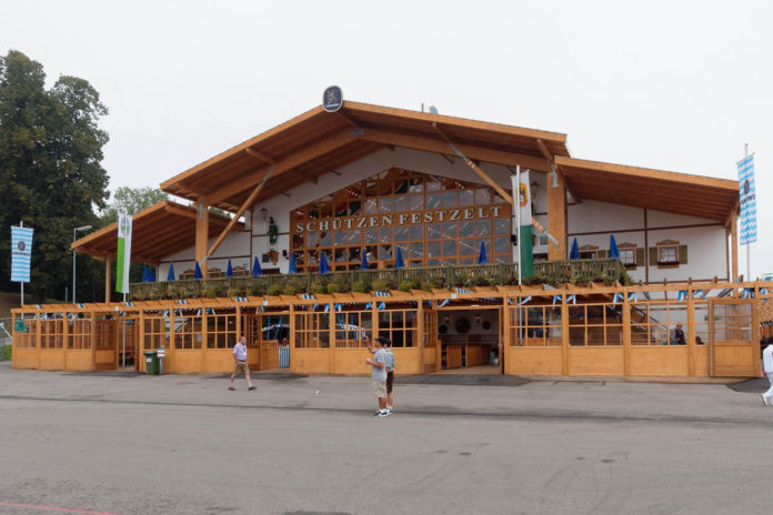 Schützenfestzelt auf dem Oktoberfest München