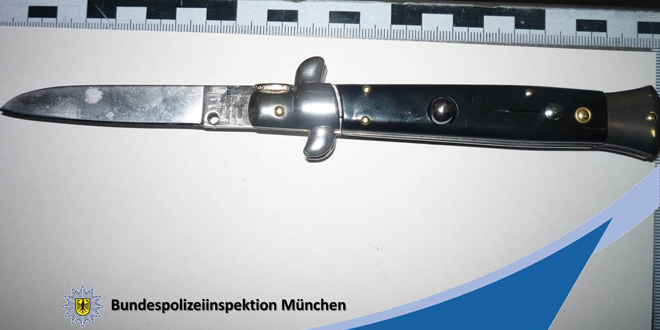 springmesser Streit in S-Bahn: 21-Jähriger zieht Springmesser