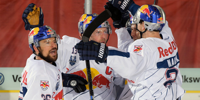 EHC Red Bulls gewinnen auch in Wolfsburg EHC Red Bulls gewinnen auch in Wolfsburg