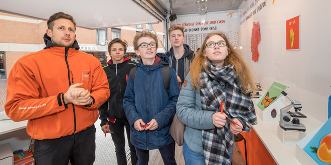 Verschiedene Stationen machen Lust auf die IdeenExpo