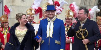 Narrhalla Prinzenpaar 2018 auf dem Marienplatz München inthronisiert