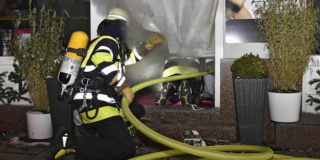 Brand eines Kosmetiksalon