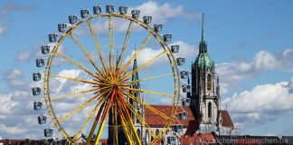 Münchner Frühlingsfest auf der Theresienwiese