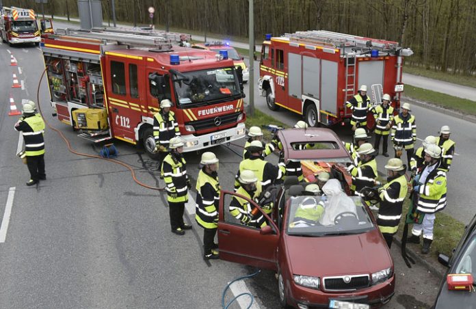 Dachauer Straße: Verkehrsunfall mit einem Schwerverletzten Dachauer Straße: Verkehrsunfall mit einem Schwerverletzten