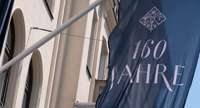 Vier Jahreszeiten erinnert an seine 160-jährige Geschichte Vier Jahreszeiten erinnert an seine 160-jährige Geschichte
