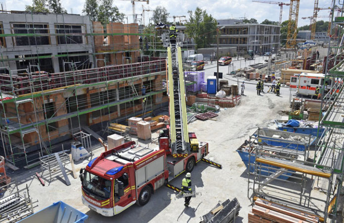 Cosimastraße: Schwerer Baustellenunfall