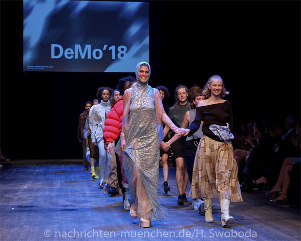 DeMo'18 Fashion Show DeMo'18 Fashion Show