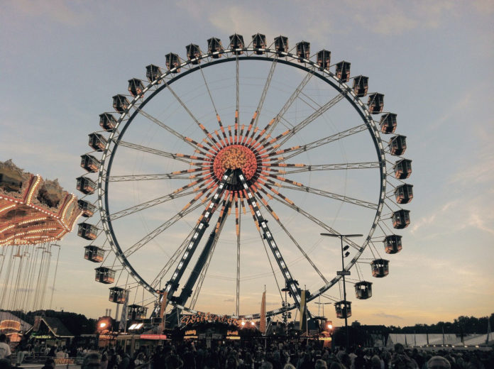 oktoberfest Polizeilich gesuchte Wiesnbedienung scheitert bei Fluchtversuch