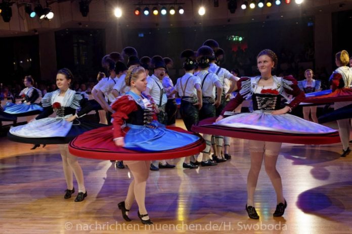 Oide Wiesn Bürgerball 2019