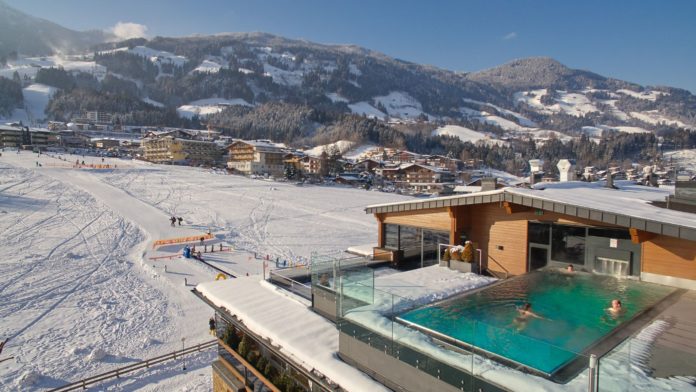 alpina zillertal in Fügen: Mit Stil von der Piste in den Pool