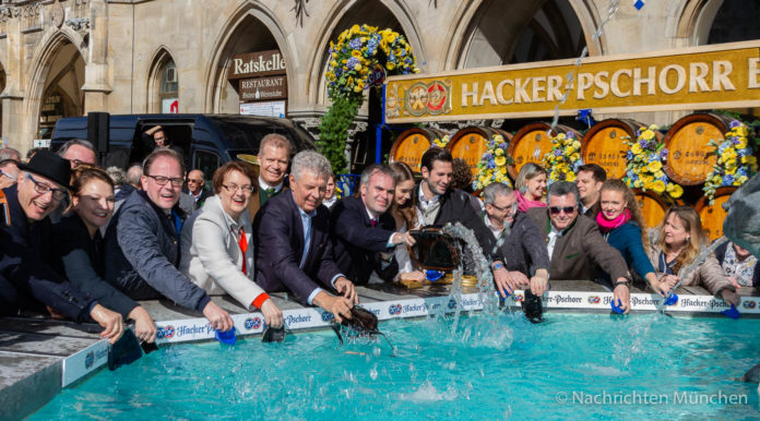 Geldbeutelwaschen im Fischbrunnen 2019