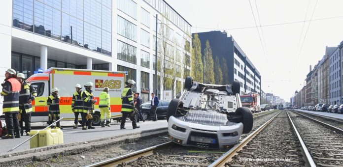 Spektakulärer Verkehrsunfall