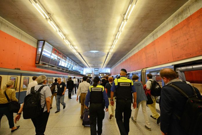 Münchner U-Bahnwache feiert 30-jähriges Bestehen