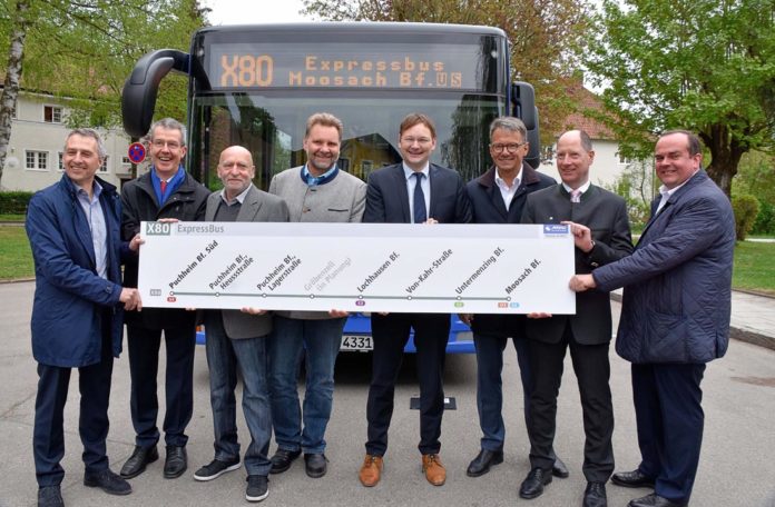 Stadt und Landkreis auf einer Linie: Neuer ExpressBus X80 verbindet Moosach, Lochhausen und Puchheim