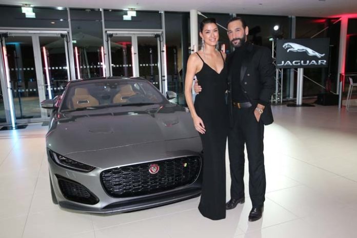 Weltpremiere des Jaguar F-TYPE mit Rebecca Mir in München Weltpremiere des Jaguar F-TYPE mit Rebecca Mir in München