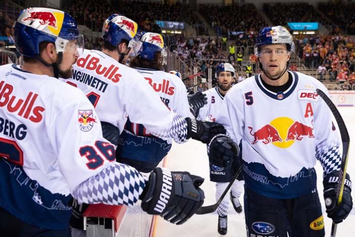 EHC Red Bulls bauen mit Sieg die Tabellenfuehrung aus EHC Red Bulls bauen mit Sieg die Tabellenführung aus