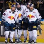 EHC Red Bulls gewinnen torreiche Partie gegen Krefeld