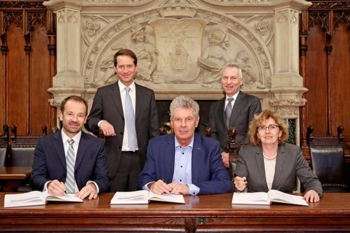 SWM bleiben Münchens Netzbetreiberin für Strom und Erdgas SWM bleiben Münchens Netzbetreiberin für Strom und Erdgas