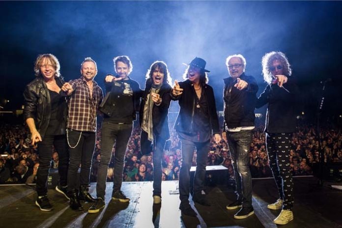 Foreigner spielen im Rahmen der Munich Rock Night 2020 am 21. Juni in der Olympiahalle München