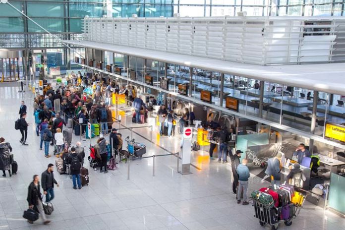 Fluggastzahlen steigen 2019 um vier Prozent auf insgesamt rund 48 Millionen Fluggastzahlen steigen 2019 um vier Prozent auf insgesamt rund 48 Millionen
