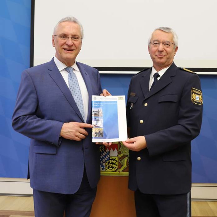 Innenminister Herrmann stellt Polizeiliche Kriminalstatistik 2019 vor