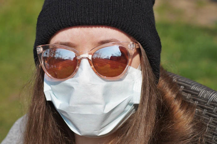 Bundesärztekammer-Präsident appelliert: Tragen Sie einfache Schutzmasken im öffentlichen Raum