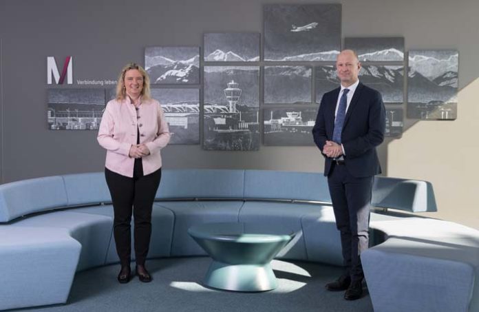 Verkehrsministerin Schreyer besucht Flughafen München Verkehrsministerin Schreyer besucht Flughafen München