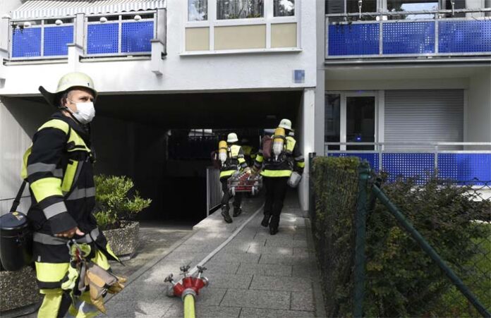 Ramersdorf: Frau verstirbt bei Zimmerbrand