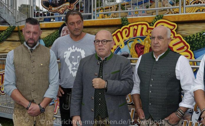 Zamhoidn - Das Band der Solidarität vorgestellt Zamhoidn - Das Band der Solidarität vorgestellt