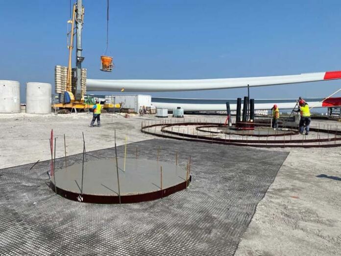 Fundamentarbeiten für das zweite Windrad in München beginnen Fundamentarbeiten für das zweite Windrad in München beginnen