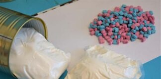 Zoll: Haftbefehl gegen Rauschgiftschmuggler - Postsendung in München abgefangen